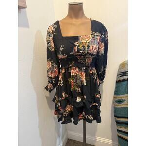 Women’s Angie black Floral Mini Dress Share Open Back Tie Small